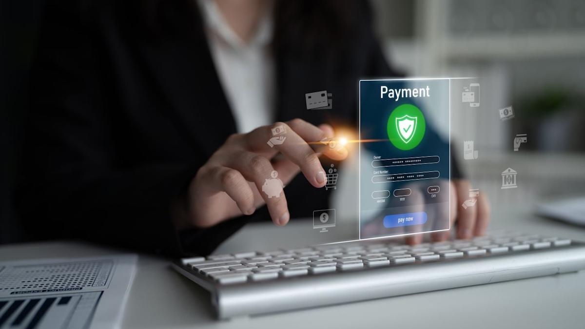 تبسيط المعاملات الرقمية لتجربة عملاء أفضل.